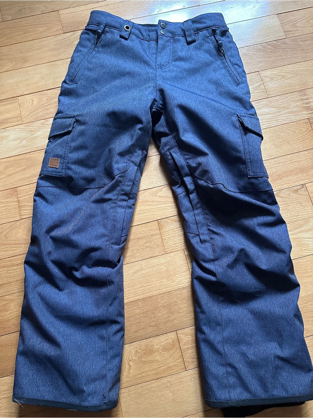 Quiksilver Youth XL Snow Pants (dark blue looks like denim)